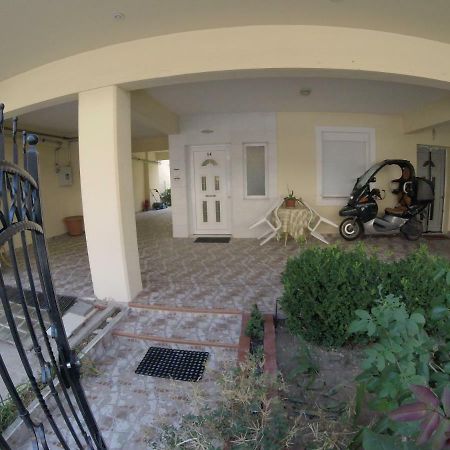 Nice And Cosy Studio Larissa Exterior photo